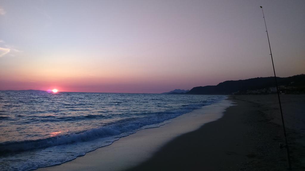Villa Sunset Paralia Vrachou Exterior foto